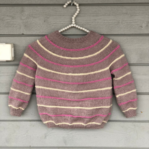 Knit by nees
