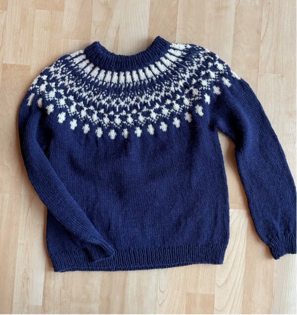 knit by nees